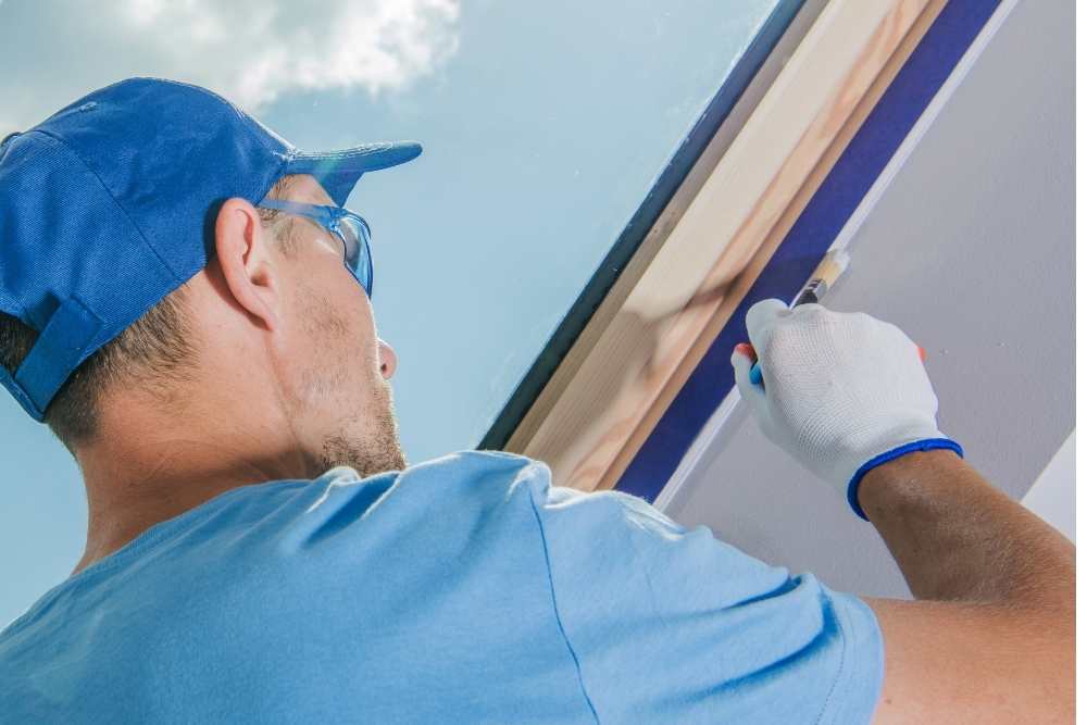 de que color pintar el techo de una habitacion​